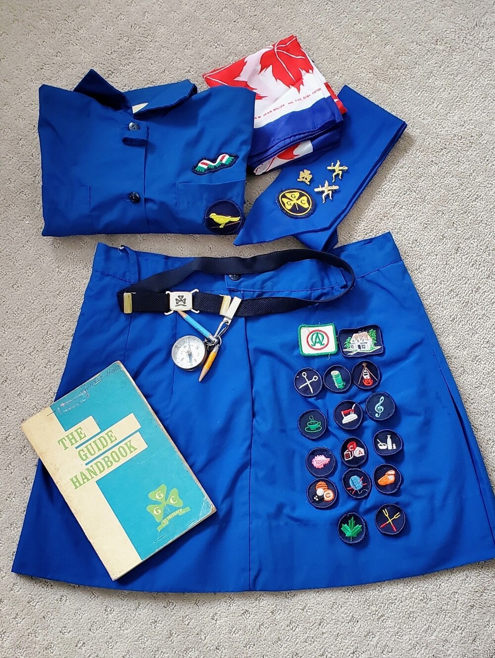 Vintage 1970s Girl Guides Of Canada Uniform Set With Book, Badges And Other